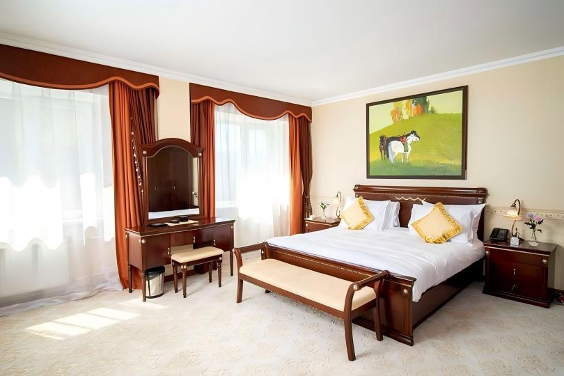 Kempinski-Hotel-Kham-Palace2