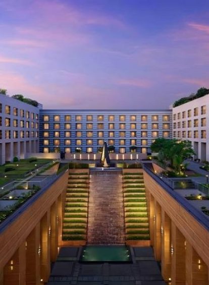 Grand-Hyatt-Mumbai-Hotel-and-Residences-banner